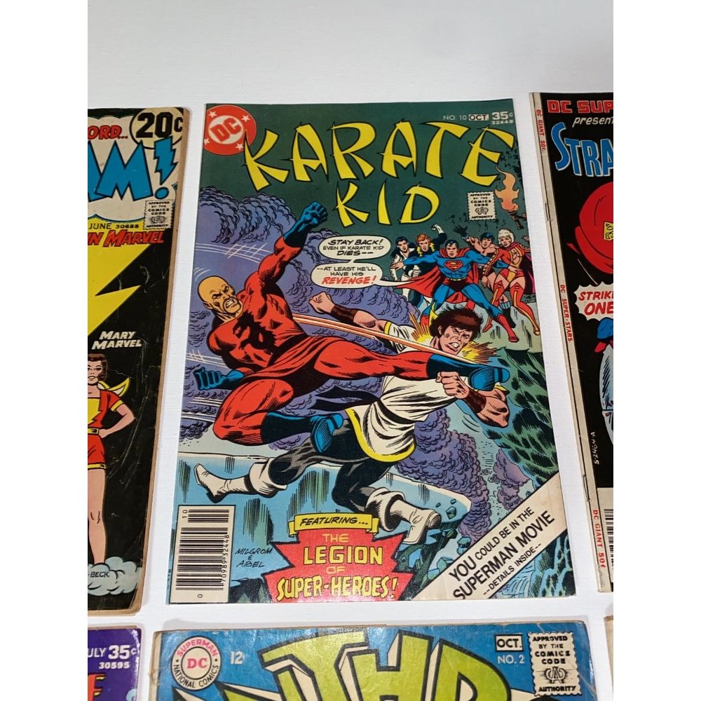 10 ASSORTED DC COMICS - Picture 7 of 9